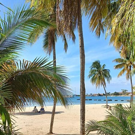 Beach Studio 20 Aparthotel Ocho Rios Exterior photo